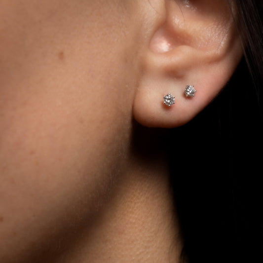 Tommy Diamond Stud Piercing